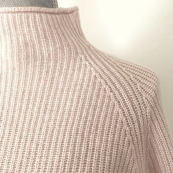 Club Monaco Cashmere Powder Pink Cowl Neck Sweater sz S/P - Picture 7 of 15